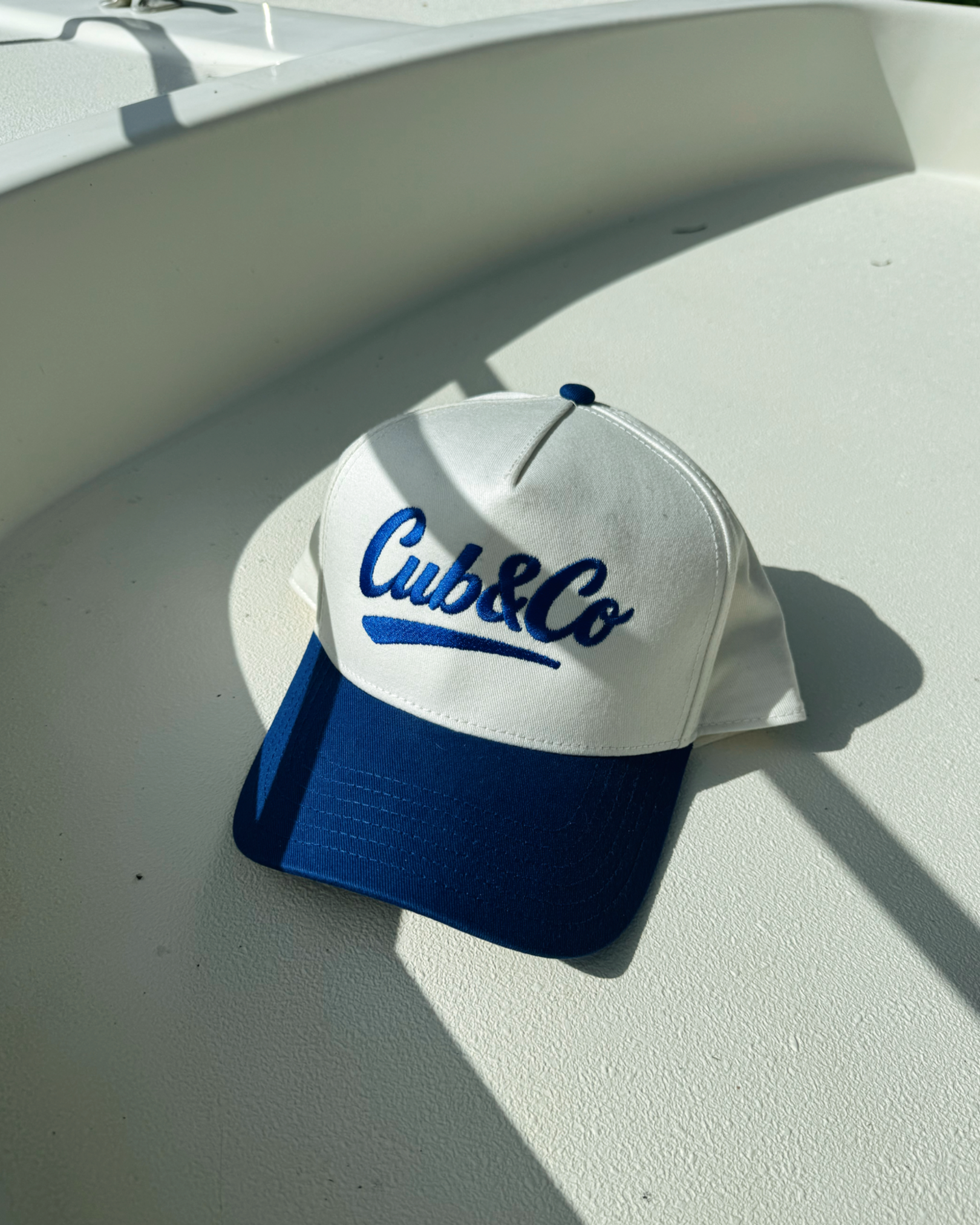 Cub&Co Signature Cap Blue & White
