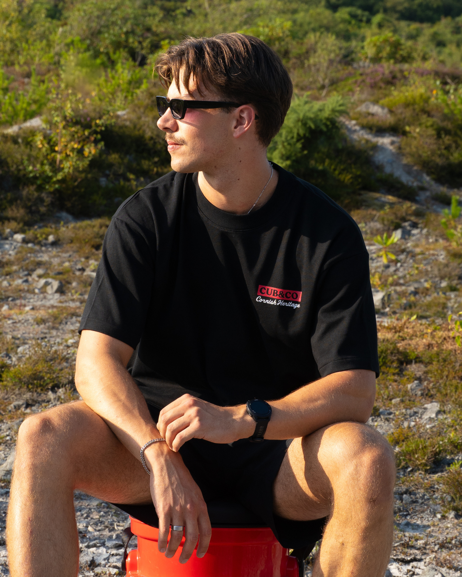 Cornish Chough Heavyweight Box T-Shirt – Black