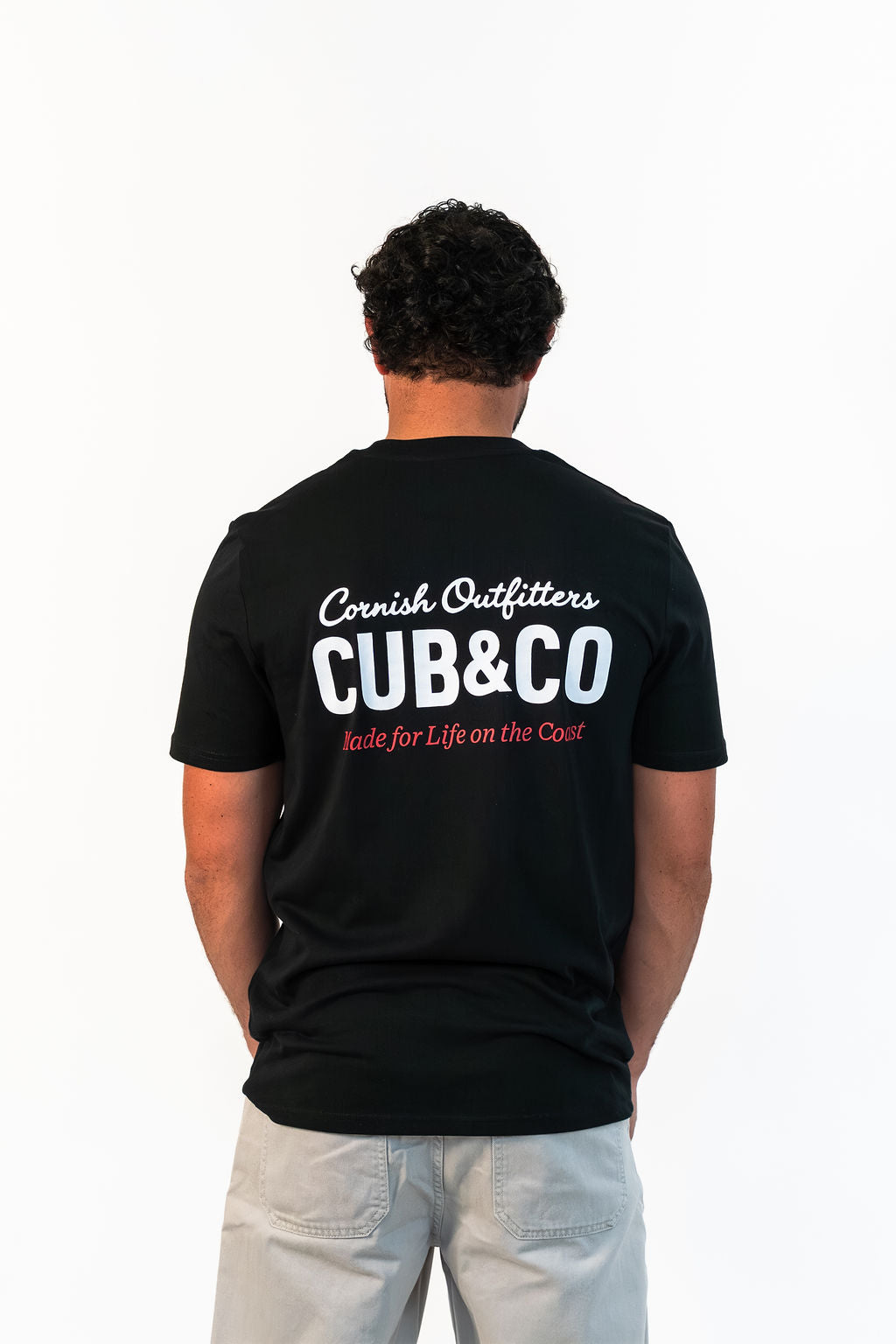 Outfitters T-Shirt - Black